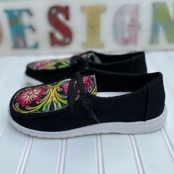 New Gypsy Jazz Tulip Black Slip On Sneaker With Tooling - Picture 3 of 5